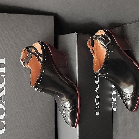 NWOT Coach Western Mule w/ Prairie Rivets and block heel (G1981) NWOT/Box - Picture 2 of 10